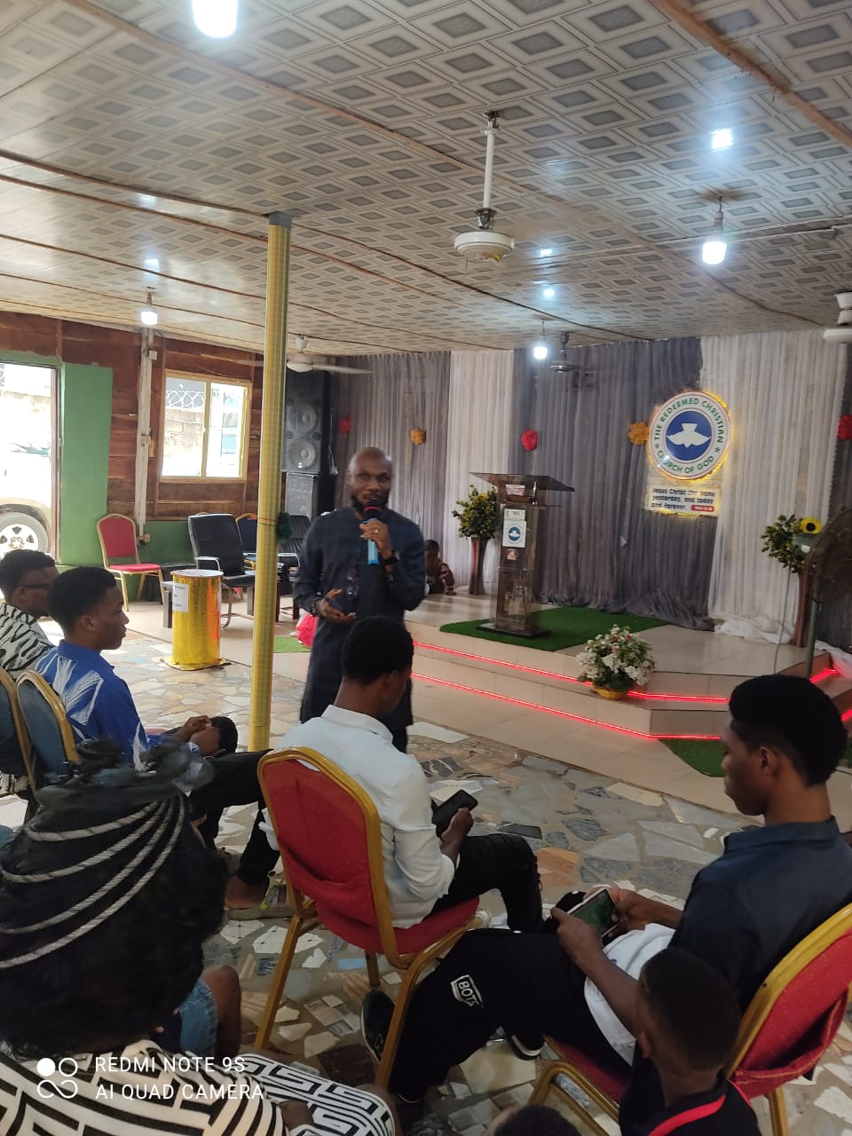 Youth Tech Sunday: Shaping Tomorrow's Leaders with Digital Skills - Photo 17